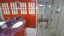Yacht DREAM -  Guest Ensuite